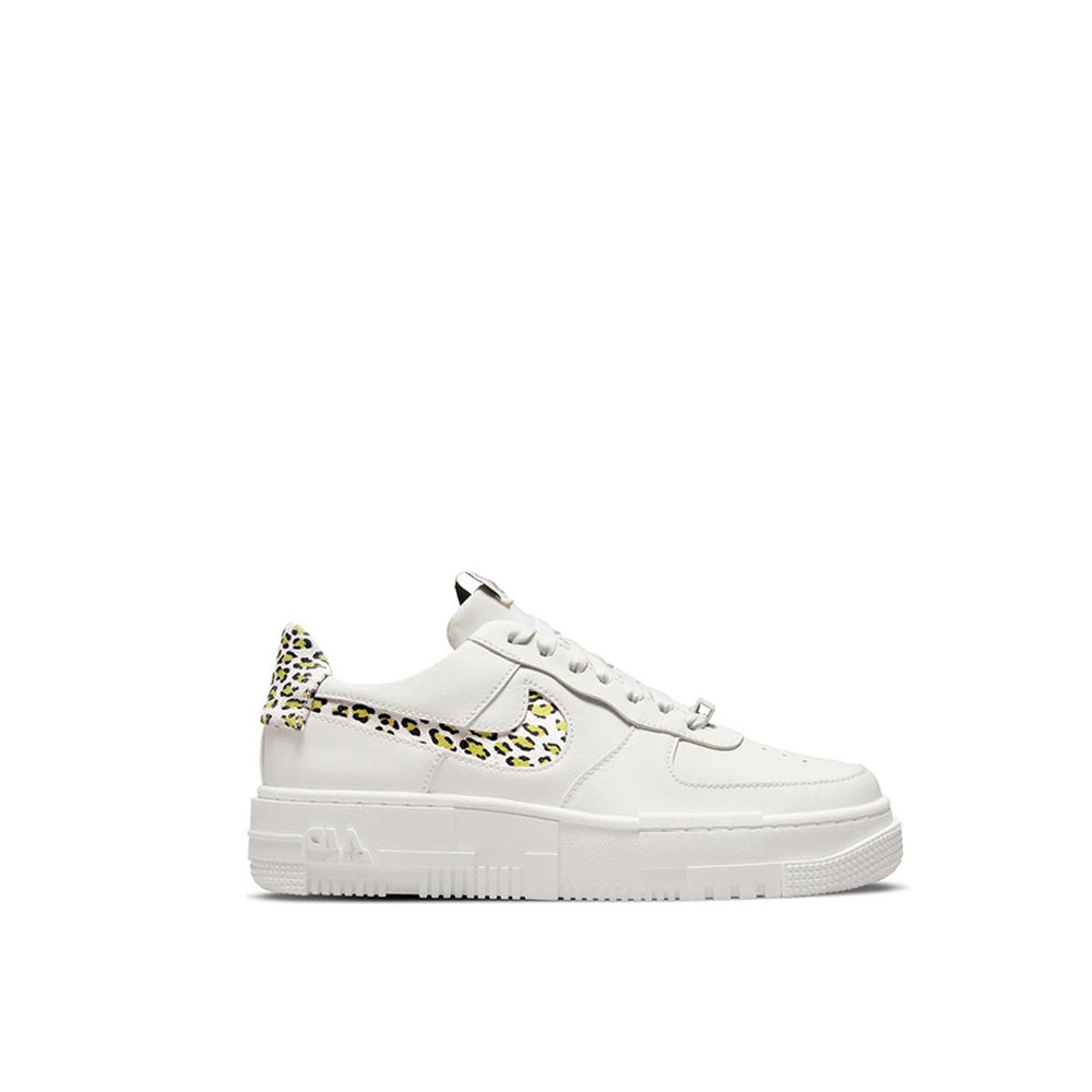 Nike Air Force 1 Pixel SE